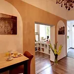 فندق مك ماكس-ويبير-بلاتز 2*