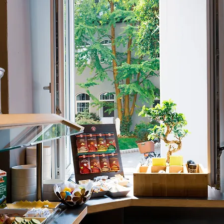 Mk Bed & Breakfast Muenchen 2*
