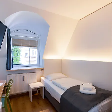 Mk Bed & Breakfast Muenchen 2* München