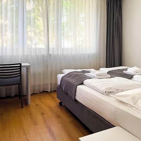 Mk Bed & Breakfast Muenchen 2* מינכן