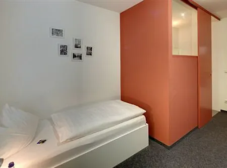 Szálloda Mk Bed & Breakfast Muenchen München