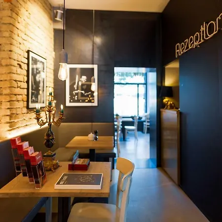 Szálloda Mk Bed & Breakfast Muenchen 2*
