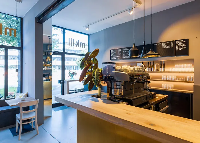 Otel Mk Max-weber-platz 2*