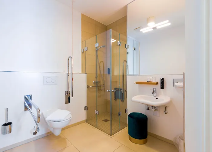 Otel Mk Max-weber-platz 2*